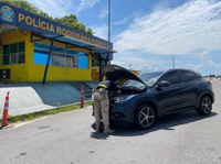 Em Registro/SP, PRF recupera veículo furtado