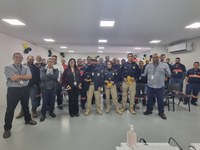 Em São Paulo, PRF realiza palestras de conscientização sobre o movimento Maio Amarelo