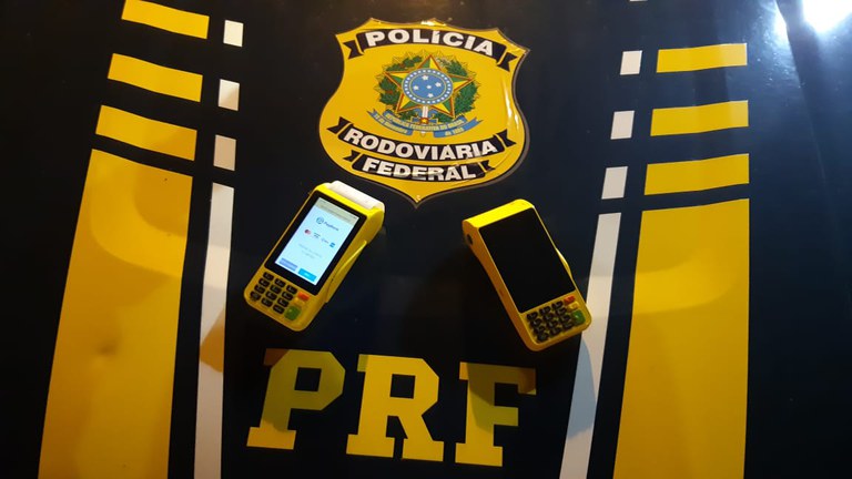 Golpe da Maquininha: PRF detém estelionatário na Via Dutra