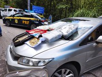 PRF apreende jóias e semi-jóias na BR 101, em Ubatuba/SP