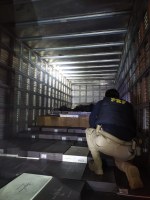 PRF apreende aproximadamente 600 caixas de vinho de origem estrangeira