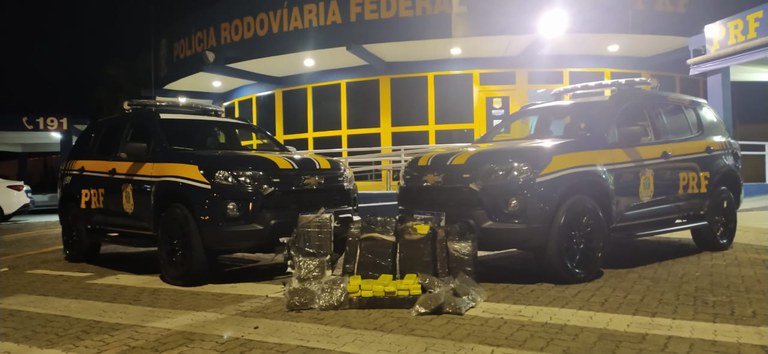 PRF apreende 157 quilos de maconha