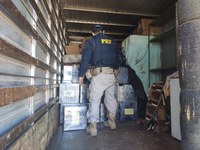 PRF apreende carga valiosa de vinhos argentinos na Régis Bittencourt