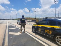 PRF apreende carro fruto de apropriação indébita em Arujá/SP