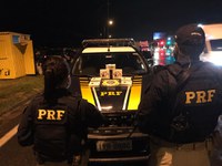PRF apreende cocaína em ônibus interestadual na Dutra