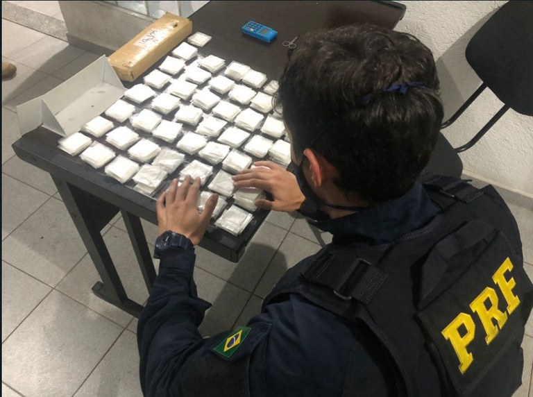 Drogas Arujá .jpeg