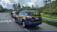 PRF apreende mais de meia tonelada de maconha na Rodovia Régis Bittencourt