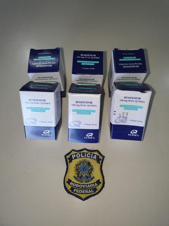 PRF apreende remédios sem nota fiscal na BR 153