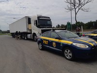 PRF apreende semirreboque com chassi adulterado