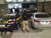 PRF apreende veículo em Arujá/SP com sinais de adulteração