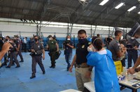 PRF em São Paulo inicia a vacinação dos policiais da ativa em todo Estado