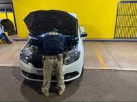 PRF prende casal por receptação e descaminho em Ourinhos/SP