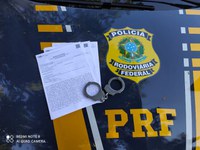 PRF prende homem com 3 mandados de prisão em aberto