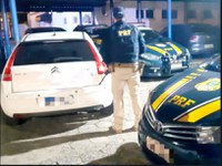 PRF prende indivíduo com mandado de prisão em seu desfavor na Fernão Dias