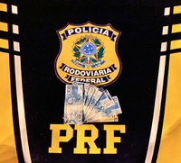 PRF prende três pessoas com dinheiro falso na Régis Bitencourt