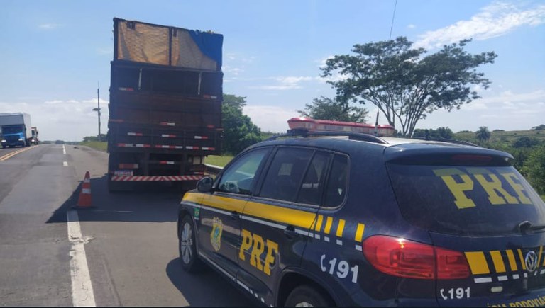 Caminhão Furtado Guaimbe 11.03.22.jpeg