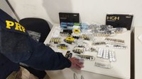 PRF apreende anabolizantes e hormônios e prende passageiro em Ourinhos/SP