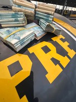 PRF encaminha homem à Polícia Civil após localizar dinheiro oculto em veículo na BR-116