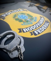 PRF prende foragido da justiça integrante de organização criminosa especializada no tráfico de drogas e atentados contra agentes da segurança pública