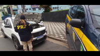 PRF recupera veículo roubado em Jacareí/SP