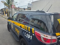 PRF resgata criança em fuga na via Dutra, em Taubaté/SP