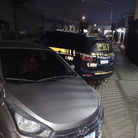 Veículo furtado é recuperado pela PRF na Rodovia Fernão Dias, em Atibaia/SP