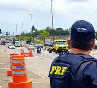 Cristinápolis/SE: carro com registro de roubo/furto é recuperado na BR-101