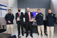 PRF recebe coldres adquiridos em parceria com o Ministério Público do Trabalho em Sergipe