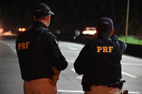 Rio Real/BA: Inabilitado é flagrado pilotando na BR-101