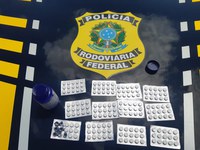 Cristinápolis/SE: PRF flagra dois motoristas portando comprimidos de "rebites"