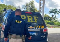 Nossa Sra. do Socorro/SE: PRF recupera carro roubado