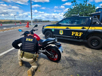 RECUPERAÇÃO DE VEÍCULO: PRF/SE recupera motocicleta com restrição judicial