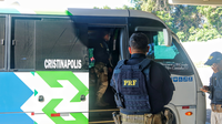 PRF realiza comando educativo em terminal rodoviário de Estância/SE