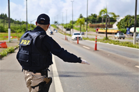 Sergipe: PRF recupera na BR-101 veículo furtado na Bahia