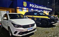 PRF recupera, durante o final de semana, veículo furtado em Aracaju