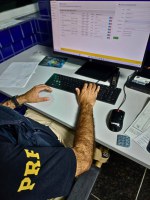 São Cristóvão/SE: PRF flagra motorista portando "rebite" na BR-101