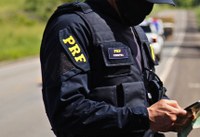 Itabaiana/SE: Motociclista envolvido em sinistro de trânsito é flagrado com cocaína pela PRF