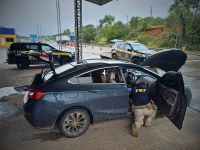 São Cristóvão/SE: PRF recupera automóvel roubado em São Paulo