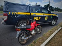 PRF apreende motocicleta com placa adulterada em Itabaiana/SE