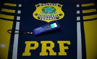 PRF flagra condutor dirigindo sob efeito de álcool na BR-235, em Itabaiana/SE