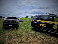 PRF recupera caminhonete roubada após perseguição na BR-235 em Sergipe
