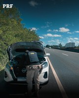 PRF recupera automóvel roubado na Bahia