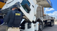 PRF recupera caminhão com restrição judicial