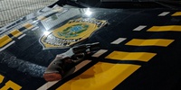 PRF detém condutor alcoolizado e com arma de fogo em Nossa Senhora do Socorro
