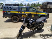 BR-101: PRF recupera duas motocicletas roubadas