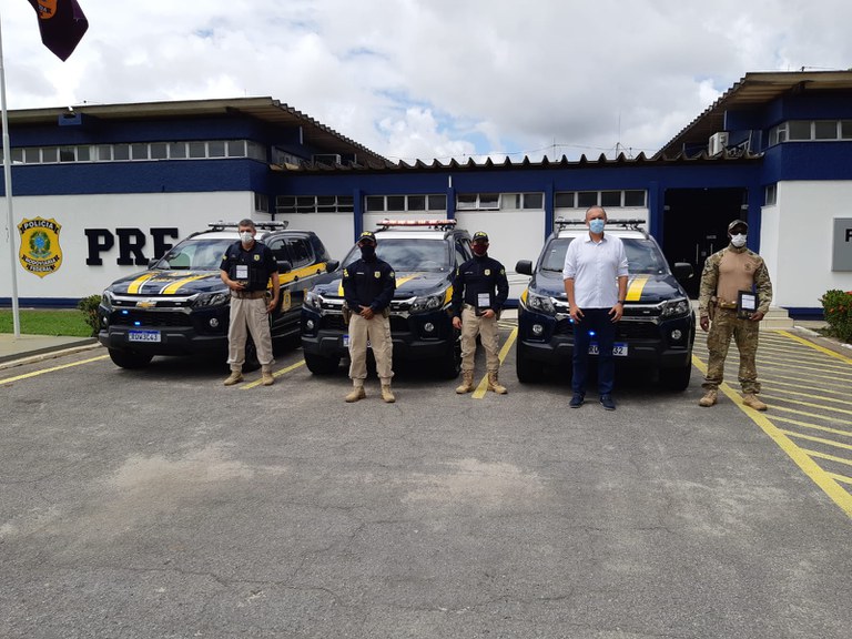 Dep. Fábio Henrique faz entrega de novas viaturas blindadas à PRF/SE