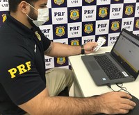 Estância/SE: PRF flagra motorista portando "rebites"