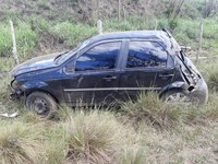 Umbaúba/SE: PRF recupera na BR-101 carro roubado minutos antes