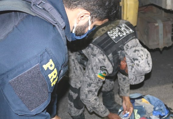 Mulher denuncia fuga de caminhonete envolvida em acidente de trânsito