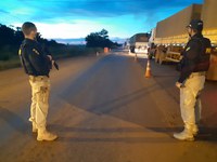 Propriá/SE: PRF flagra inabilitado conduzindo na BR-101